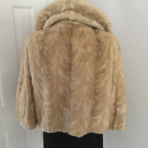 **FALL SALE** Vintage Mink Jacket - Picture 3 of 9